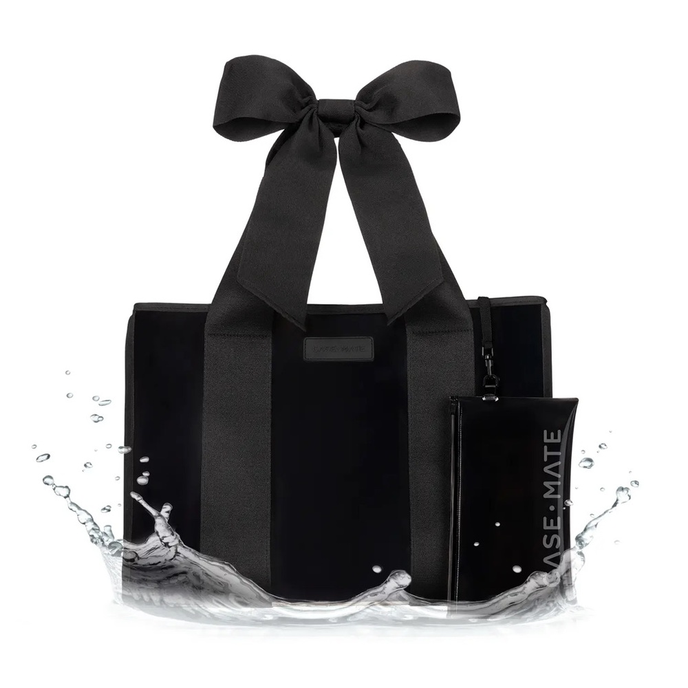 Case-Mate Special Edition Bow Beach Tote With Phone Pouch in Black